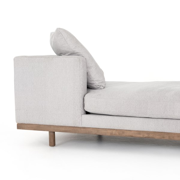 Bimmaloft-BRADY TETE A TETE CHAISE-VAIL SILVER (1)