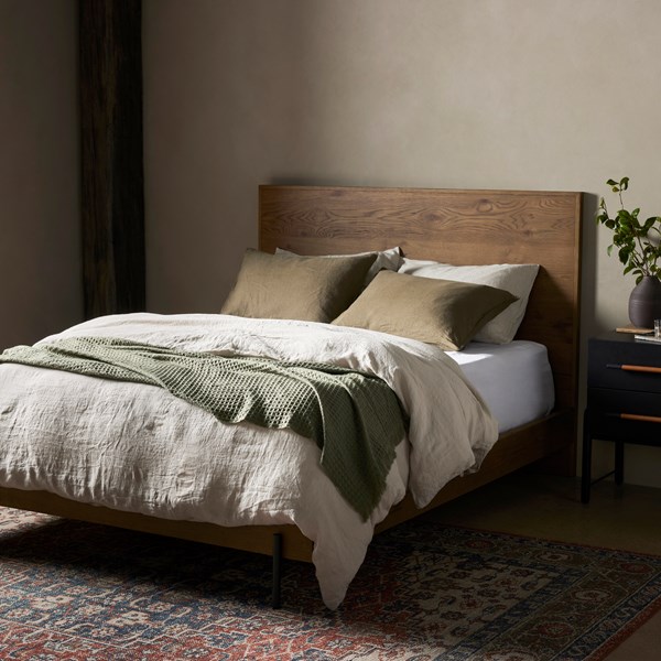 BIMMALOFT-EATON BED-AMBEROAKRESIN-queen (3)